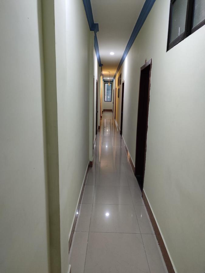 Galaxy Rs Hotel Phnom Penh Exteriör bild