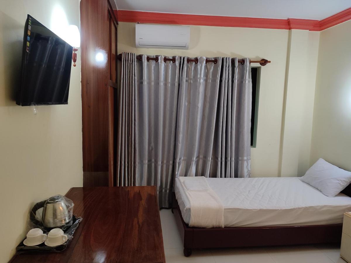 Galaxy Rs Hotel Phnom Penh Exteriör bild