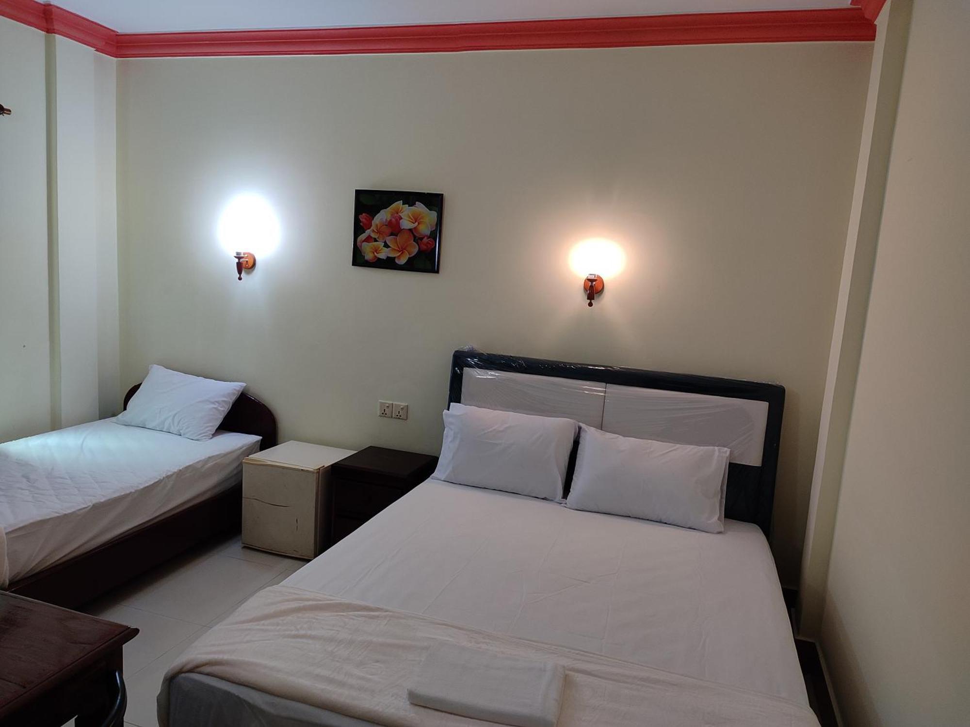 Galaxy Rs Hotel Phnom Penh Exteriör bild
