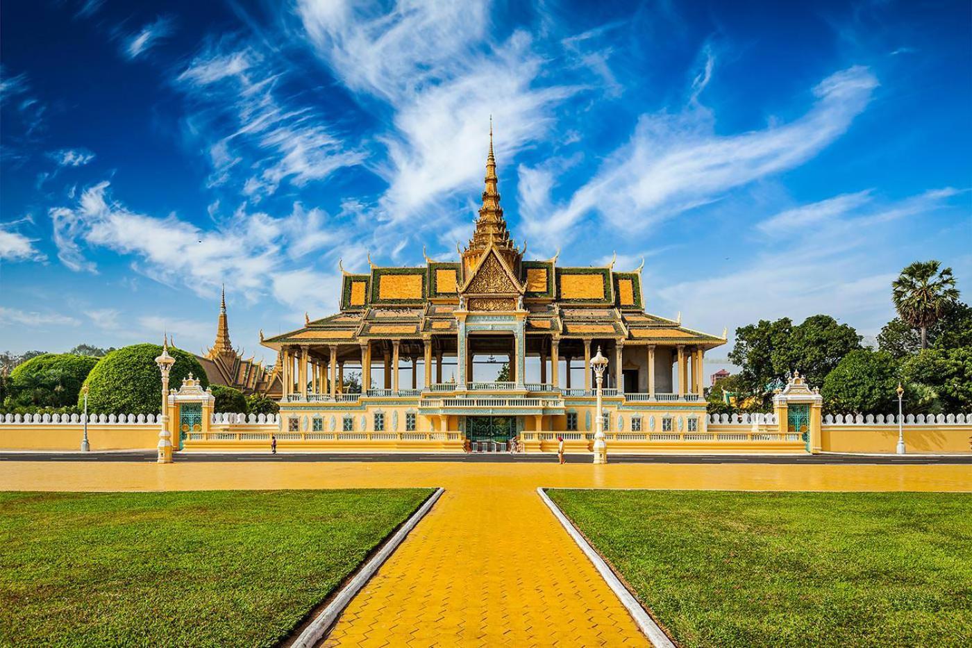 Galaxy Rs Hotel Phnom Penh Exteriör bild
