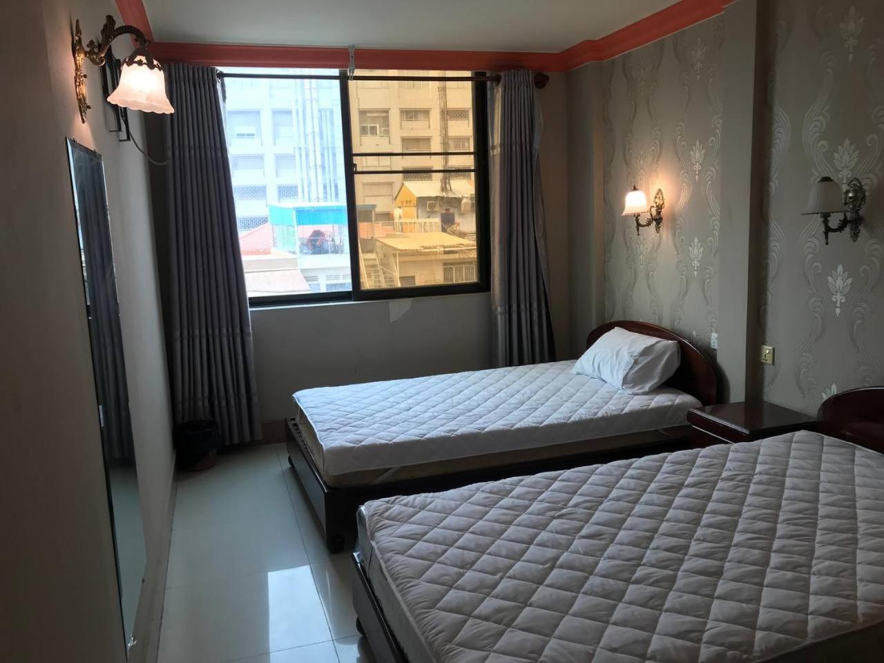 Galaxy Rs Hotel Phnom Penh Exteriör bild