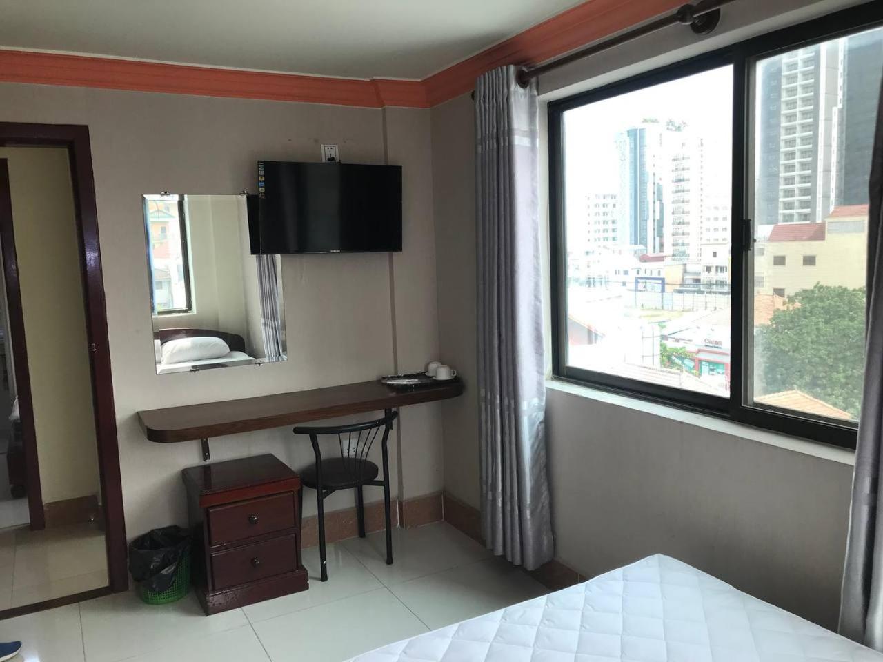Galaxy Rs Hotel Phnom Penh Exteriör bild